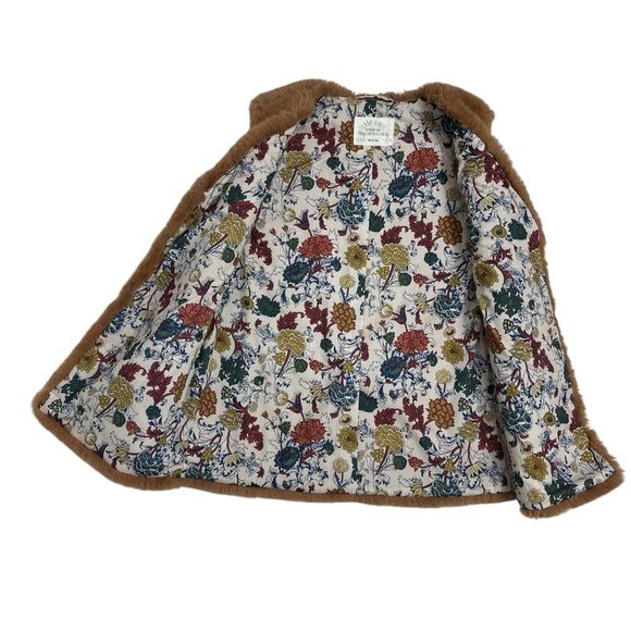 ZARA‎ FAUX FUR Front Buckle Vest, GIRLS SIZE 9-10 - Picture 8 of 11
